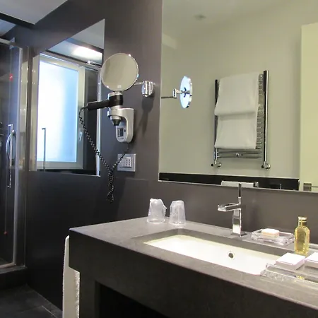 Mancino 12 Hotel 4*