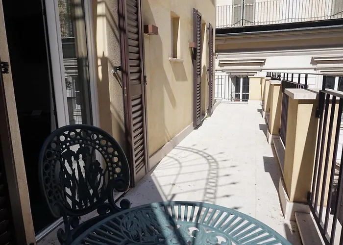 Hotel Mancino 12 Rome