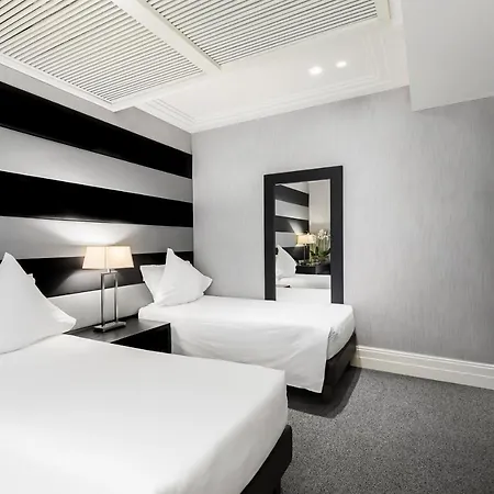 Hotell Mancino 12
